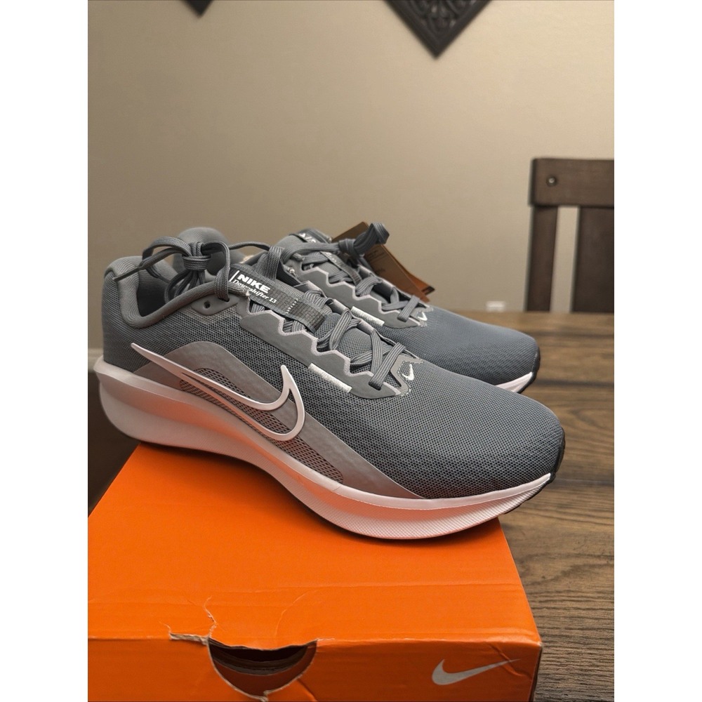 Nike Downshifter 13 Grey/White Men's Running Shoes - Size 9 FD6454-010 …Y2
